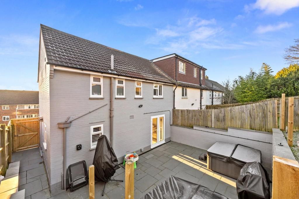 The Crestway, 43 017.jpg