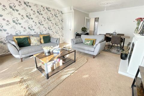 3 Fosters Spring, Lytchett Matravers, Poole, BH16 6NE
