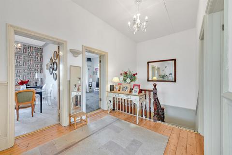 4 bedroom flat for sale, Bromley Avenue, Shortlands, Bromley, BR1