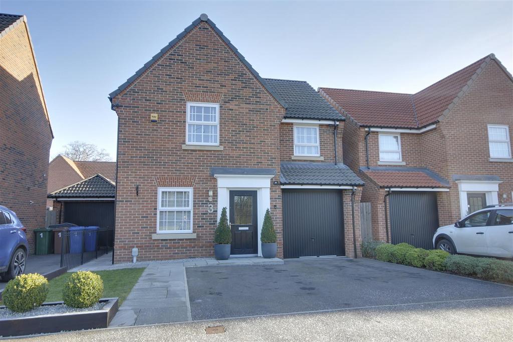 Greenfield Avenue, Hessle 3 bed detached house for sale £315,000