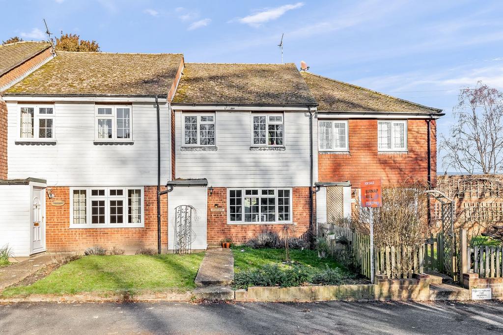 The Street, Eythorne, Dover, CT15 3 bed terraced house for sale £280,000