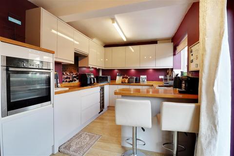 2 Beacon Close, Hessle, HU13 0DX