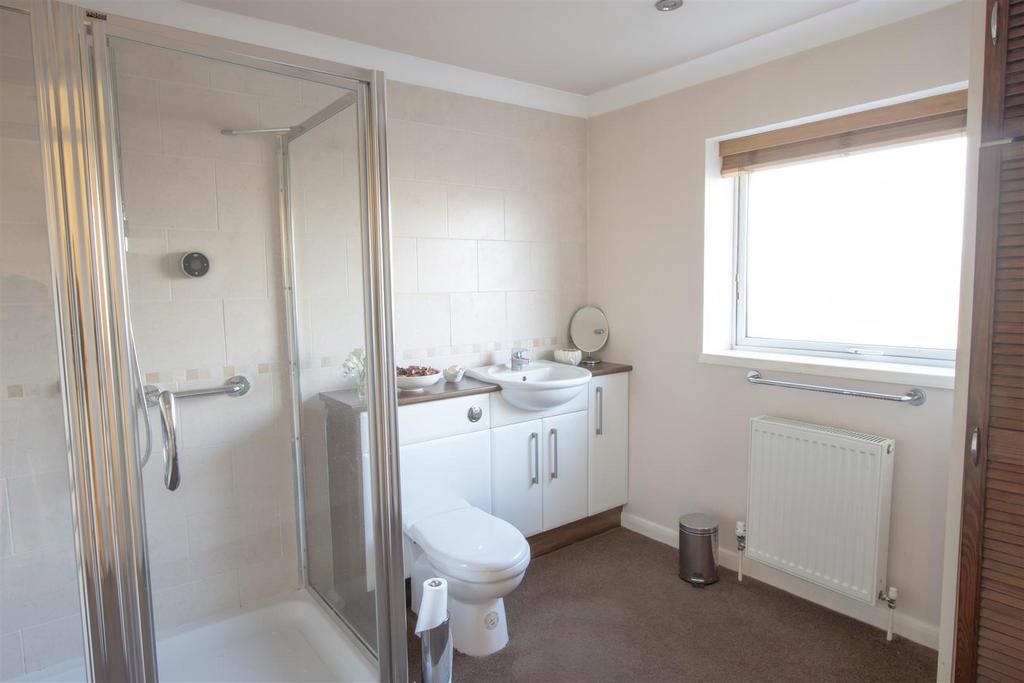 Family Shower Room
