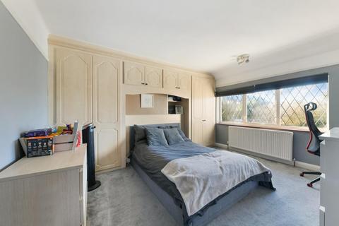 3 Buff Avenue, Banstead, SM7 2DW