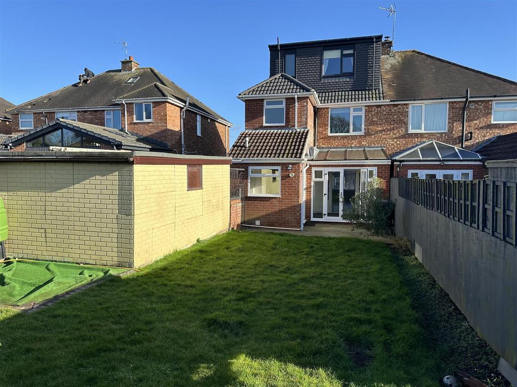 Sutton Avenue, Eastern Green, Coventry * PART EXCHANGE AVAILABLE * 5