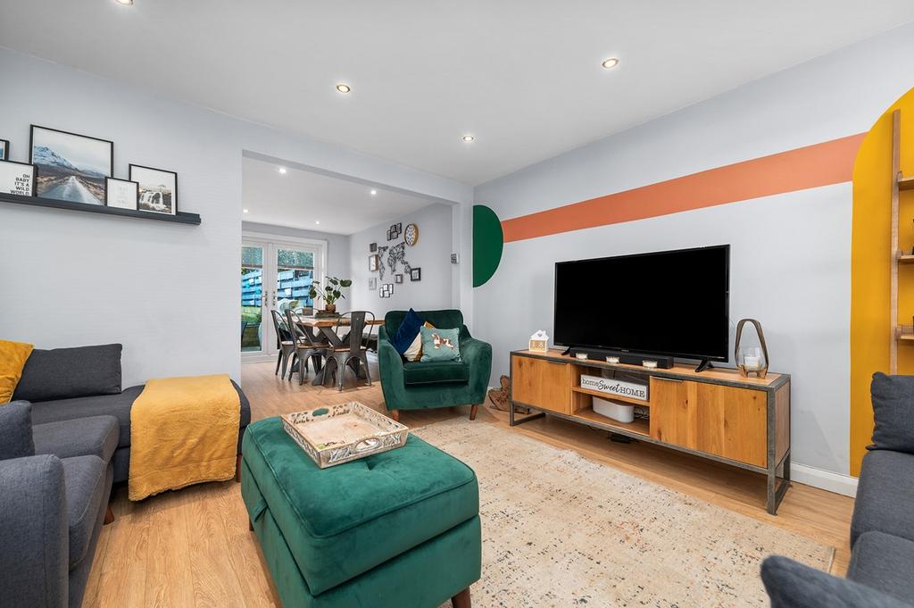 Erbach Avenue, Laurieston, Falkirk, FK2 3 bed semidetached villa for