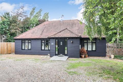 2 bedroom bungalow to rent, Harpenden AL5