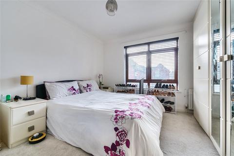 Flat 4, Ruby Court, 4 Pellow Close, Barnet, EN5 2UP