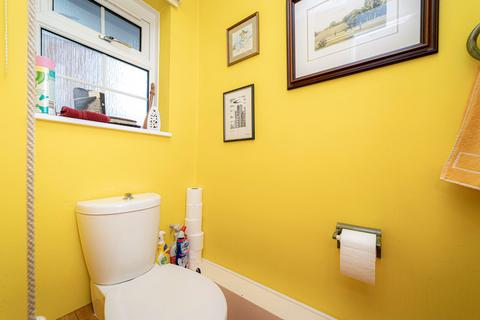45 Blenheim Avenue, Faversham, ME13 8NW