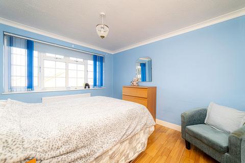 45 Blenheim Avenue, Faversham, ME13 8NW