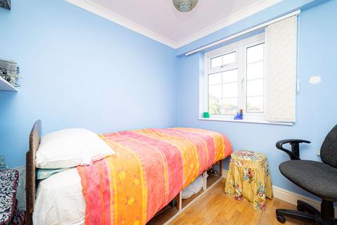 45 Blenheim Avenue, Faversham, ME13 8NW