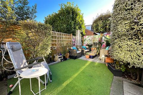 4 bedroom end of terrace house for sale, Watersmead Drive, Littlehampton, West Sussex