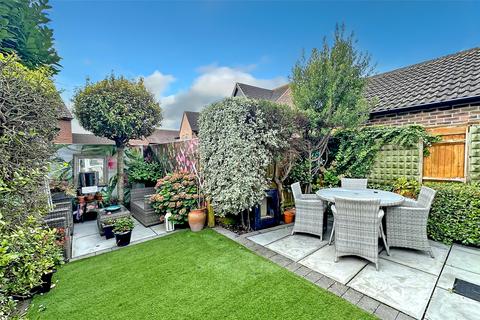 4 bedroom end of terrace house for sale, Watersmead Drive, Littlehampton, West Sussex