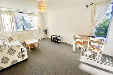 2 bedroom flat to rent, Flat 6, 62 Queen Victoria Road, Totley, Sheffield, S17 4HT