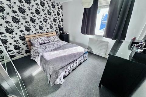 2 bedroom flat to rent, Flat 6, Balaclava House 62 Queen Victoria Road Totley Sheffield S17 4HT