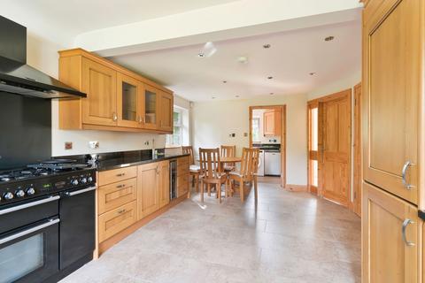 6 bedroom detached house for sale, Chalkpit Lane, Oxted RH8