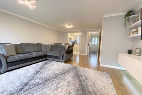 35 Morse Road, Norton Fitzwarren, Taunton, TA2 6BU