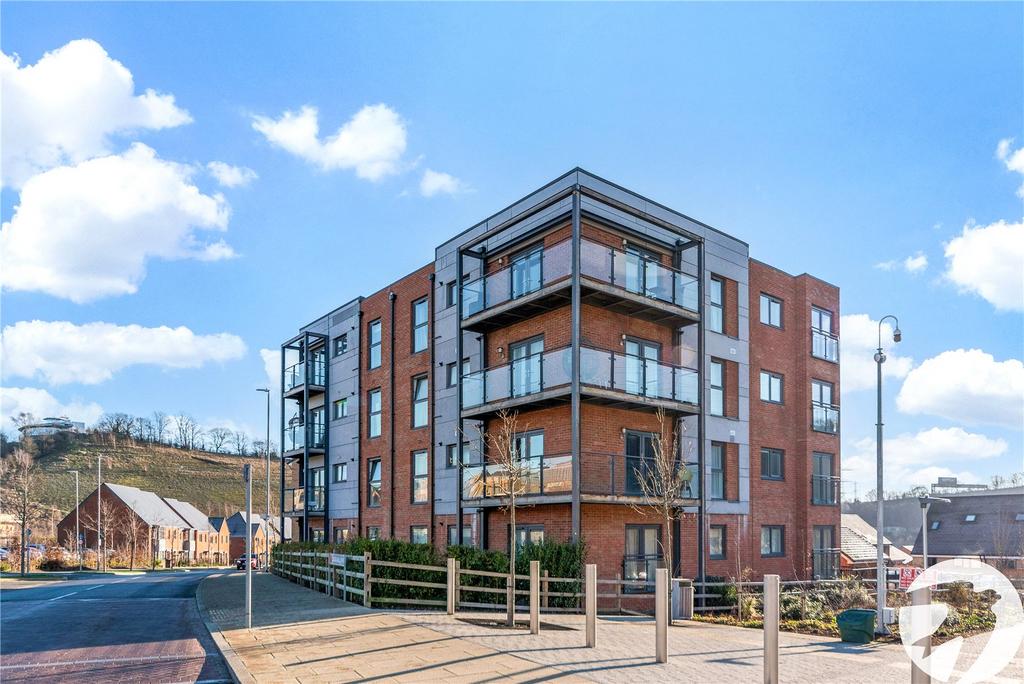 Eyres Drive, Castle Hill, Ebbsfleet Valley, DA10 1 bed flat