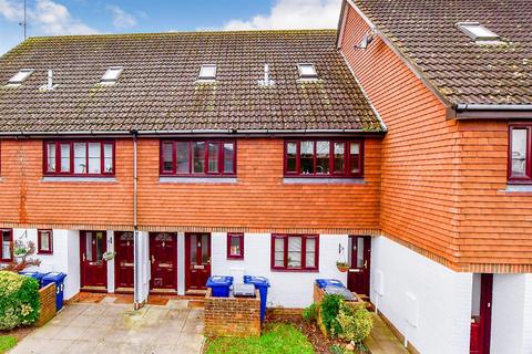 1 bedroom maisonette for sale, John Wiskar Drive, Cranleigh, Surrey