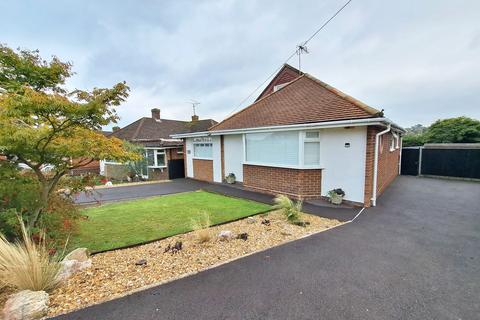 4 bedroom detached house for sale, Solent Drive, Hythe