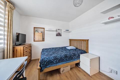 2 bedroom flat for sale, Doddington Grove, Kennington