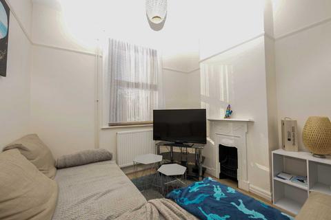 4 Littles Crescent, Ipswich, IP2 8DP