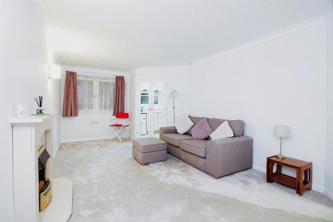 1 bedroom retirement property for sale - Wood Lane, Ruislip HA4