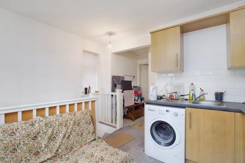 1 bedroom maisonette for sale, Marsh Road, Luton LU3