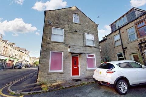 2 bedroom semi-detached house for sale - Burnley Road, Rossendale BB4