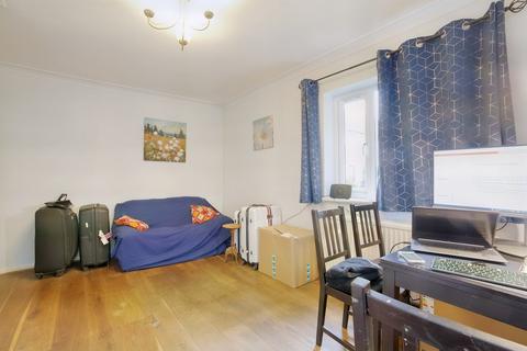 2 bedroom flat for sale - Osprey Close, West Drayton UB7