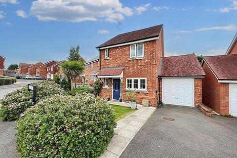 3 bedroom detached house for sale, Maple Place, Four Marks, Alton, Hampshire