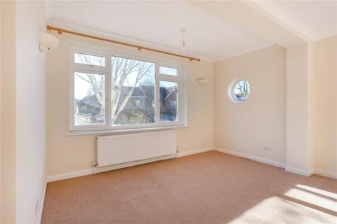 8 Littlecote, Petworth, GU28 0EF