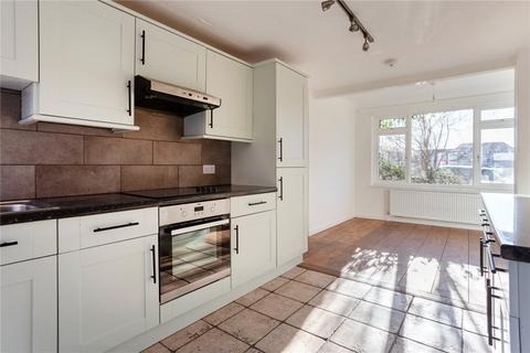 8 Littlecote, Petworth, GU28 0EF