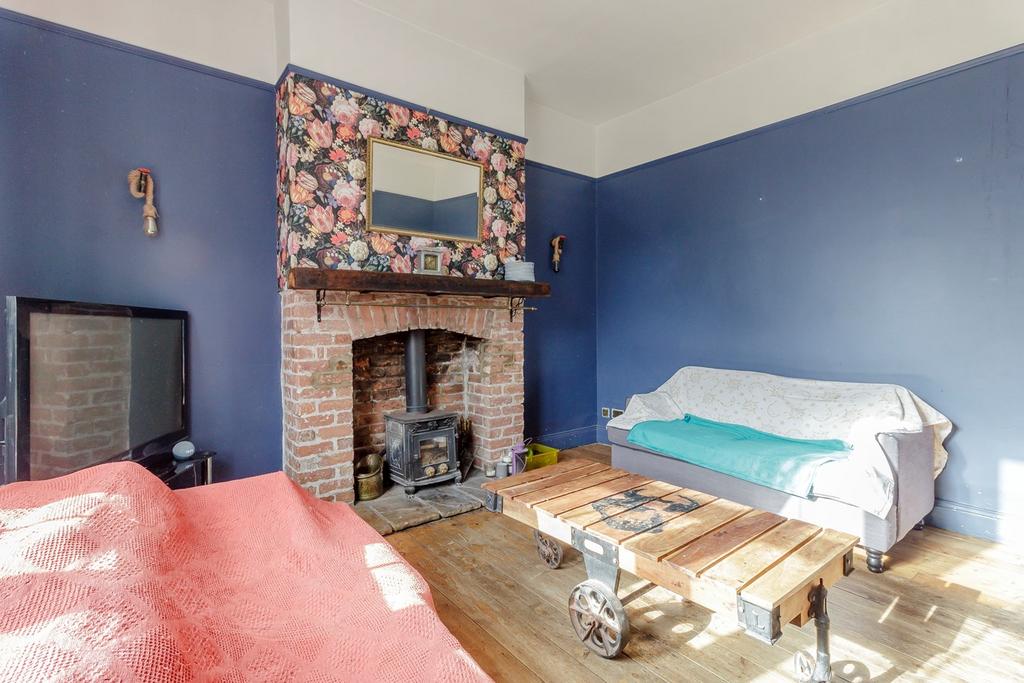 Adolphus Street West, Seaham SR7 5 bed terraced house for sale £149,000