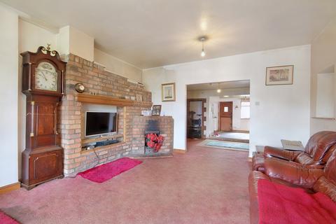 4 bedroom detached house for sale, Chestnut Avenue, Woodhall Spa LN10