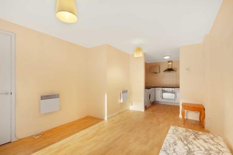 1 bedroom apartment for sale, Cam Road, Stratford