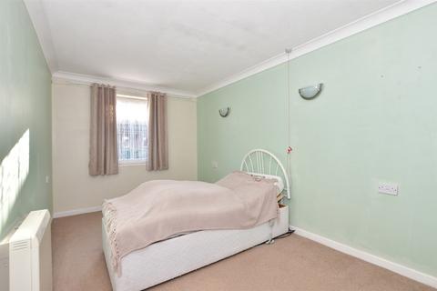 1 bedroom ground floor flat for sale - Church End Lane, Runwell, Wickford, Essex