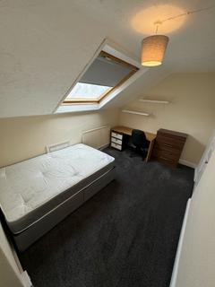 5 bedroom house share to rent - Lucas Street, Woodhouse, LS6 2JD