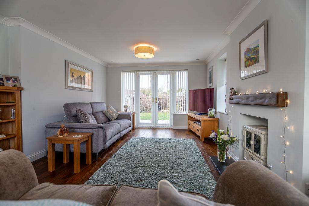 Glebe Close, Worksop, S80 4 bed detached house for sale £370,000