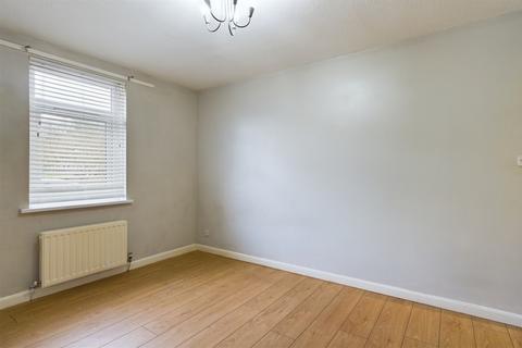 2 bedroom flat for sale, Carlisle View, Morpeth