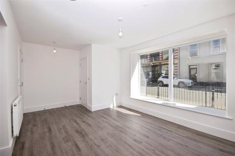8 High Street, Tywyn, LL36 9AE