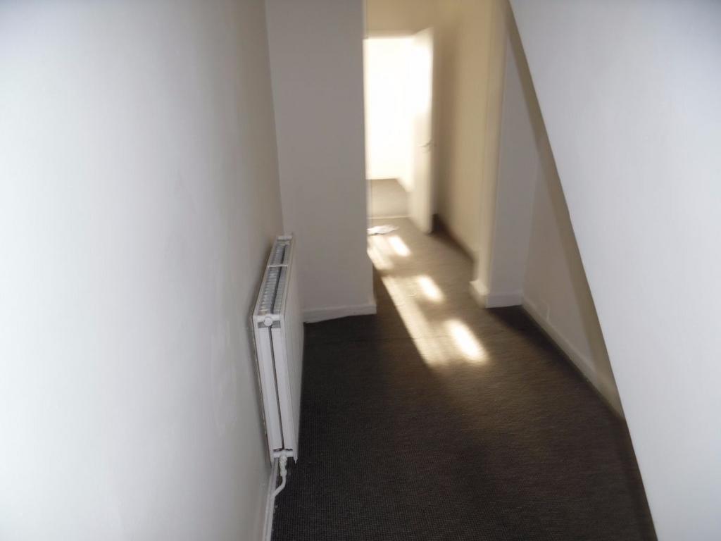 Hallway flat 1