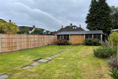 17 Newfield Road, Marlow, SL7 1JW
