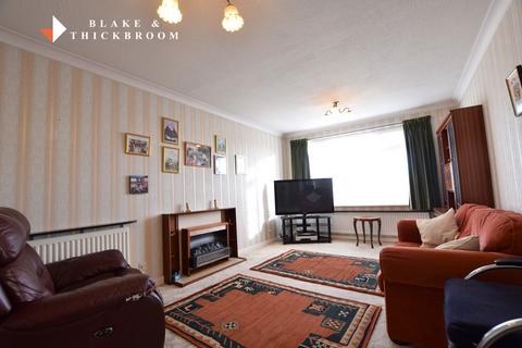 2 bedroom flat for sale, Woodlyn Court, Frinton Road, Holland on Sea