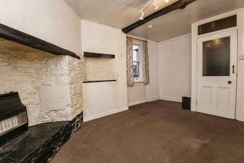 2 bedroom terraced house for sale, Newport Street, Tiverton EX16