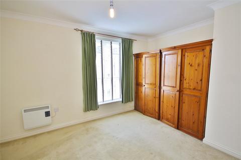 2 bedroom apartment to rent, Tudor Way, Knaphill, Woking, Surrey, GU21