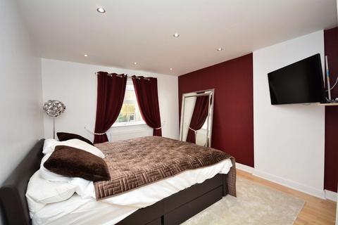 4 bedroom townhouse for sale, Linden Court, Rothwell, Leeds, West Yorkshire