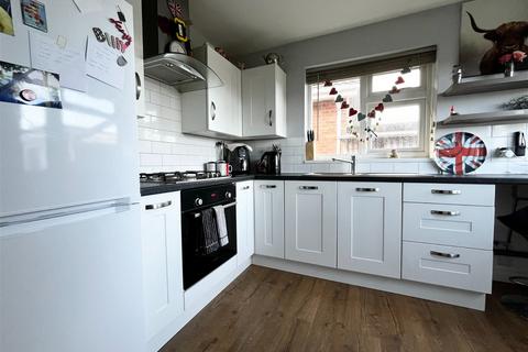 7 Stapleton Close, Paignton, TQ4 7DX