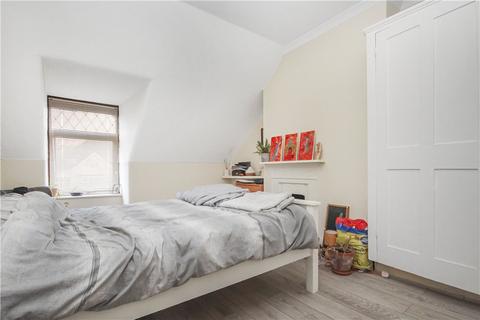 2 bedroom apartment to rent, Becmead Avenue, Streatham, SW16