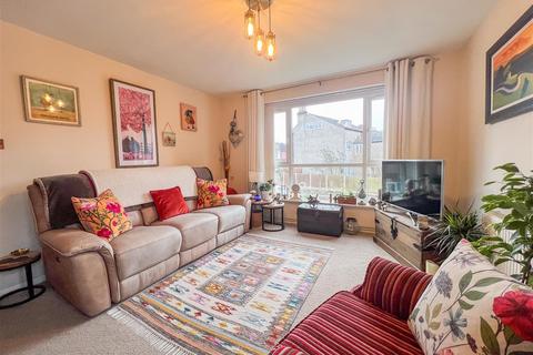 6 Croft Close, Birmingham, B25 8XJ